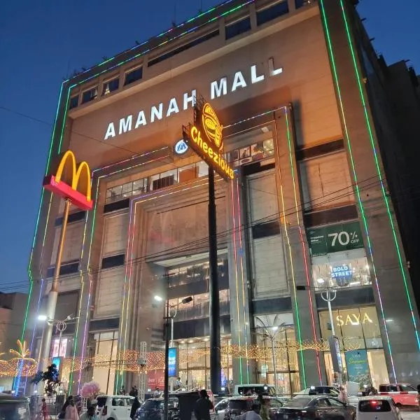 Amanah Hotel Residences, hotel v destinaci Lahore