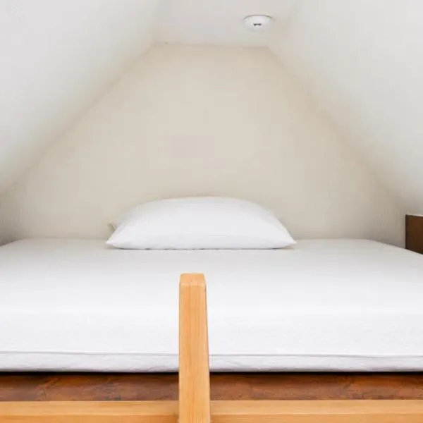 Chambre Partagée mixtes, hotel in Seraing