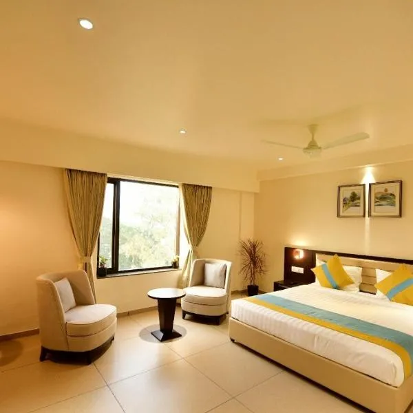 HOTEL CYPRESS, hotel en Nadiad