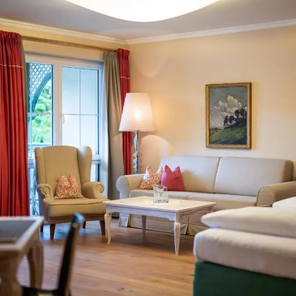 Hotel Seefischer - Finest Hideaway, hotel v destinácii Döbriach