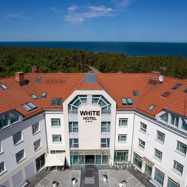 Hotel White, khách sạn ở Krynica Morska