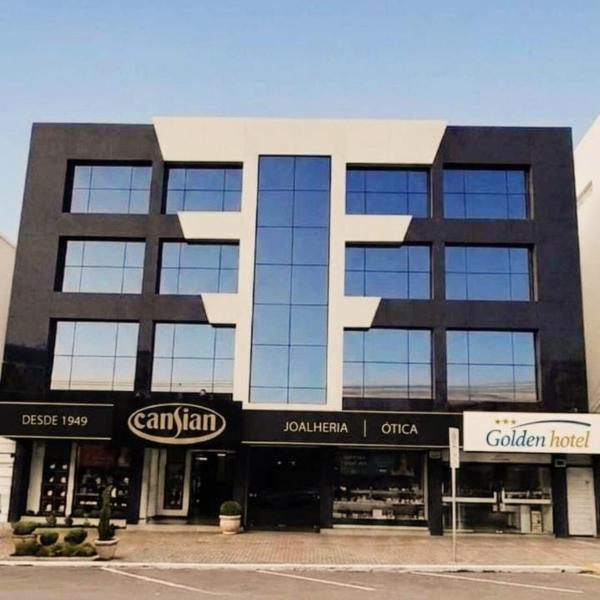 Golden Hotel - O MAIS CENTRAL - Pet Friendly - Foto 5