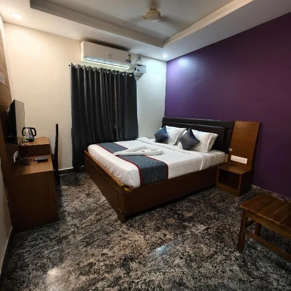 GSILVER HOTELS PERUMBAKKAM - Budget Classic Rooms Near Sholinganallur OMR, hotel en Chennai
