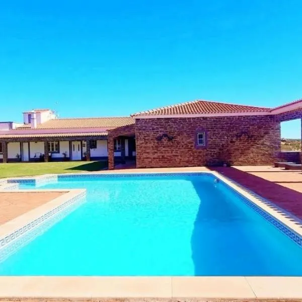 Giões में, होटल Casas do Monte
