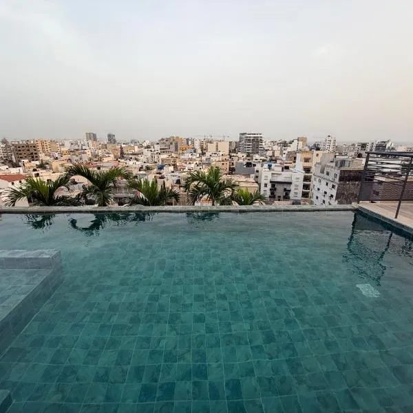 Luxury Mermoz Guest House, מלון בדקר
