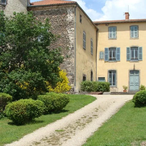 Château des Grèzes, hôtel à Auzon