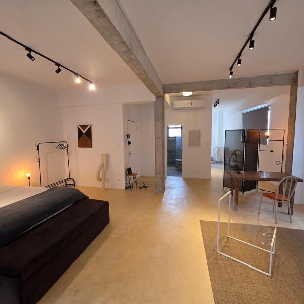 Historic Art Deco Apartment - 14th Floor