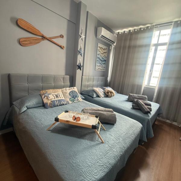Beautiful Studio in Copacabana one block from the beach!