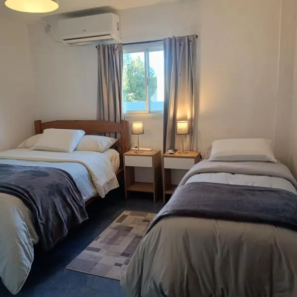 Departamento cercano al centro de Ezeiza, hotel a Ezeiza