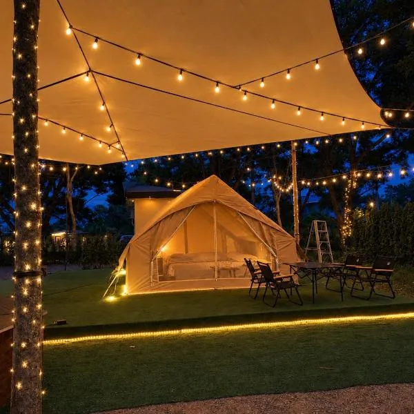 Riverside Glamping Resort Kanchanaburi, hotel u gradu 'Kanchanaburi'