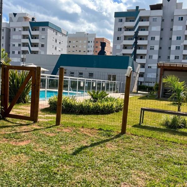 Apartamento com 2 quartos e churrasqueira