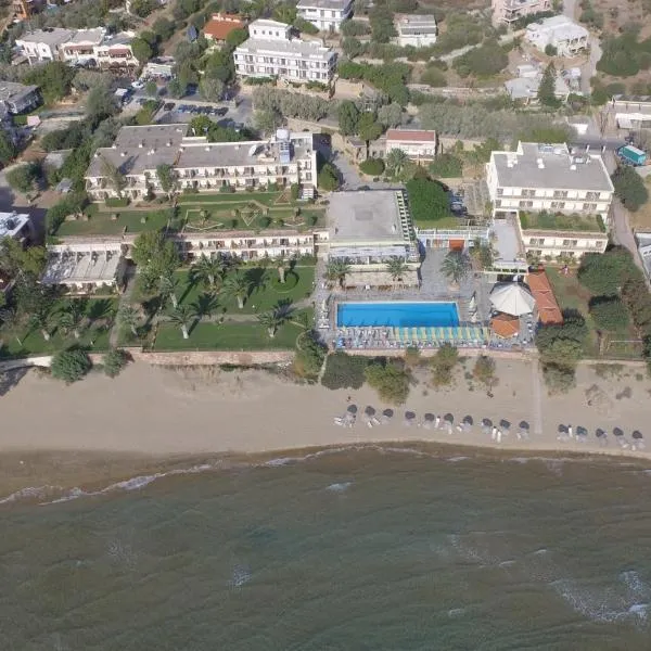 Golden Sand Hotel, hotel a Karfás