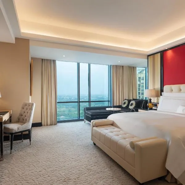 Trans Hotel Jakarta, отель в городе Cibubur