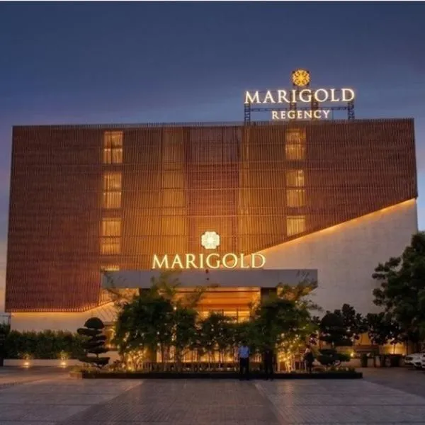 MARIGOLD-Newly Renovated Hotel, khách sạn ở Shirdi