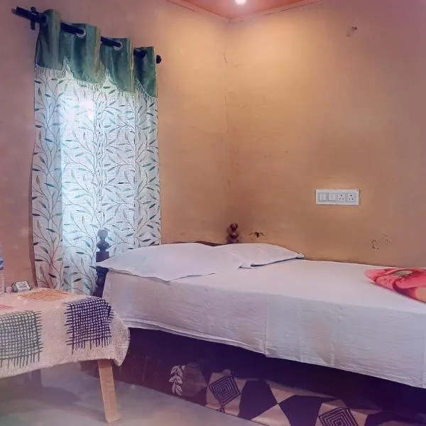 Mud bees resort, hotel a Kanthalloor