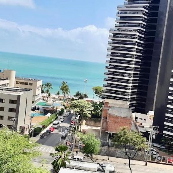 Ap maravilhoso uma quadra da beira mar de Fortaleza em Meireles