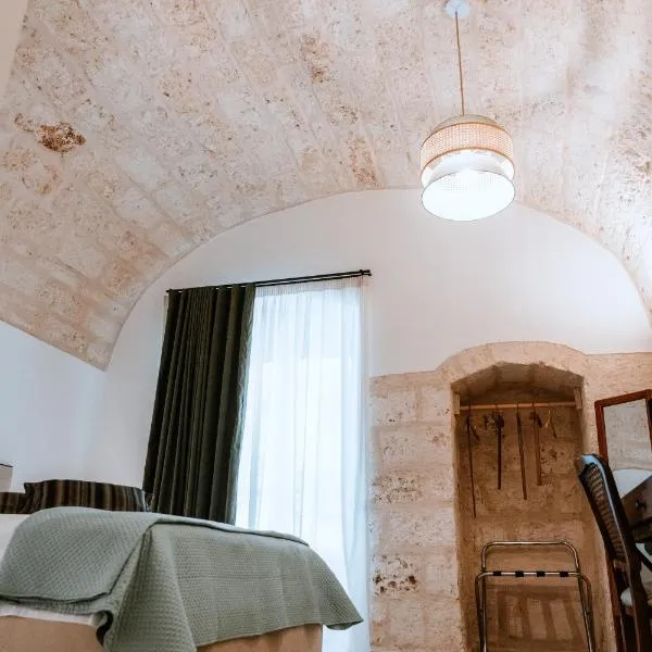 Largo Pagano Suites - Sulle Mura, hotel v destinaci Noicattaro