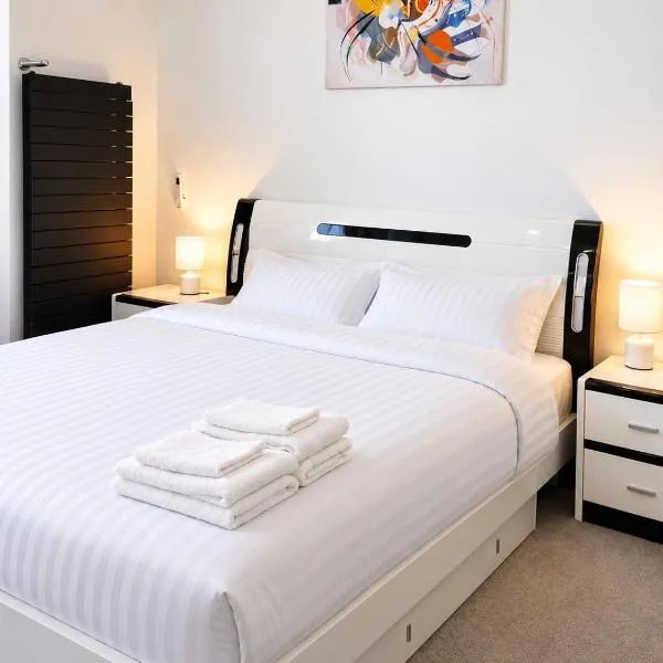 Apartment with river view in the Riviera, hotel a Mikolàiv