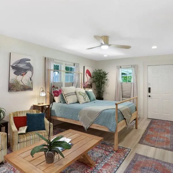 The Poe - Stylish Studio in downtown High Springs、ハイ・スプリングスのホテル
