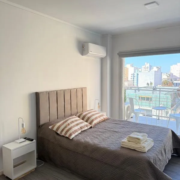 Departamento a estrenar a media cuadra del mar, viešbutis mieste Nekočėja