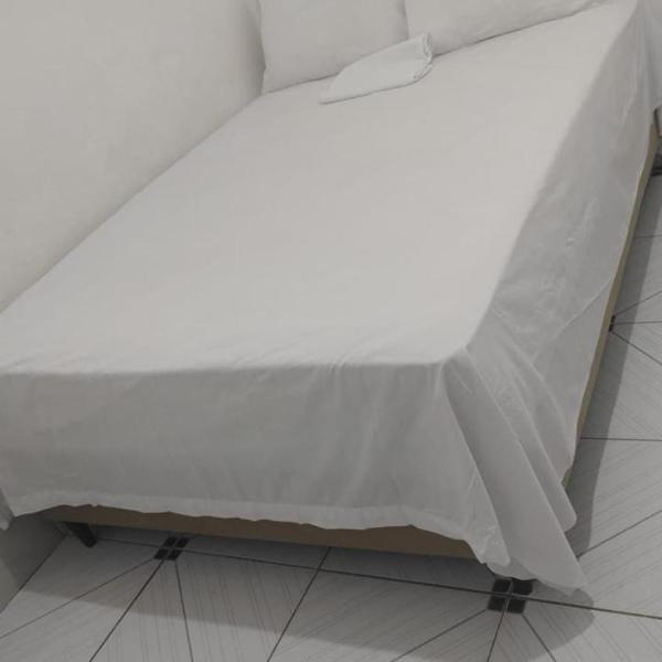 Casa bem localizada com 2 quartos - Foto 2
