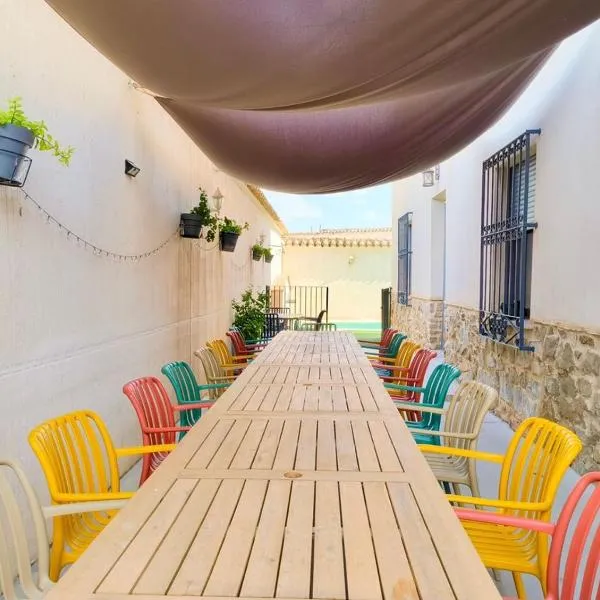 Casona Del Buen Vivir, hotel u gradu Camuñas