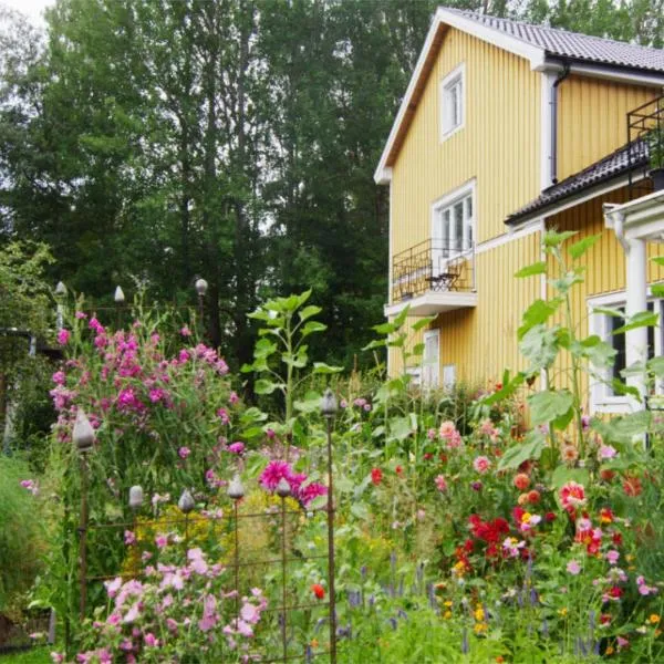 Det gamla bageriet i Moliden, viešbutis Jonšiopinge