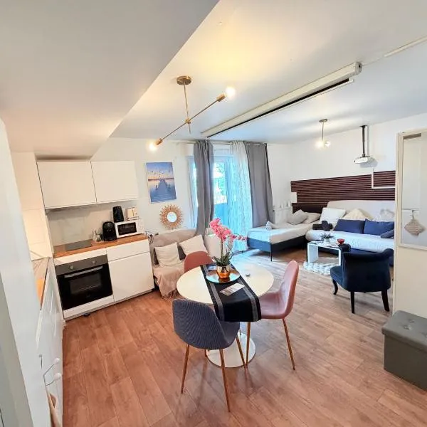 Studio moderne proche de Paris - Fontenay-sous-Bois, מלון בפונטנה-סו-בואה