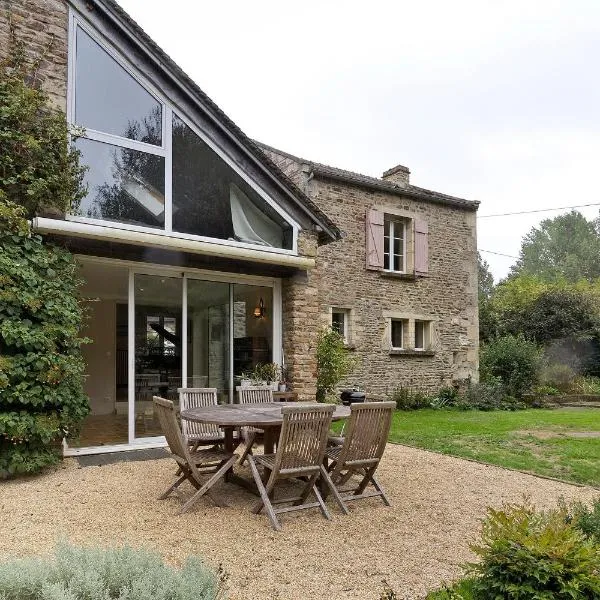 Le Petit Moulin du Pré Saint-Gorgon, hótel í Bully