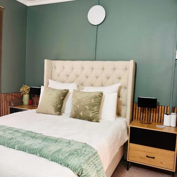 Bains Game Lodge Self-Catering Accommodation, hotel sa Bloemfontein