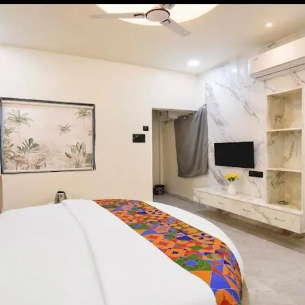 Hotel Aundh Homtel, hótel í Pune
