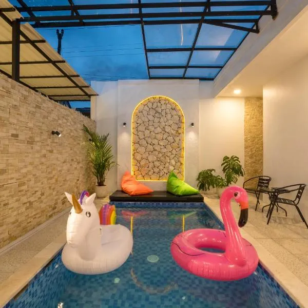 Villa Rooz 2BR, hotel en Cebongan