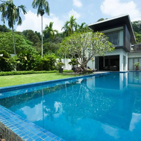 Baan Yamu Private Villa、バーン・パクロクのホテル