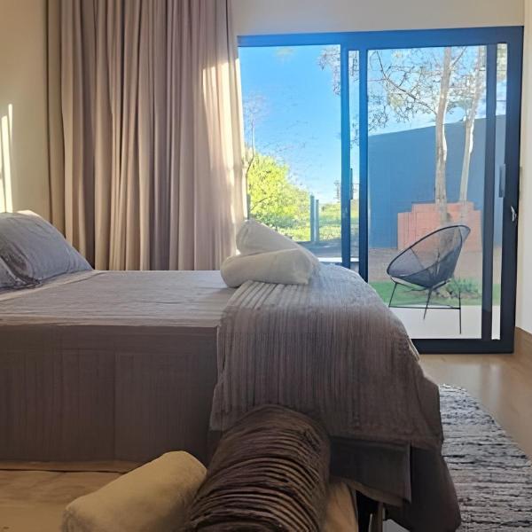 Casa da Cascata, nova, piscina, vista, alto padrão - Foto 2