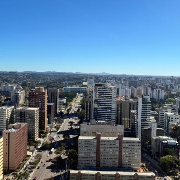 Imóvel 2 quartos no Centro Cívico
