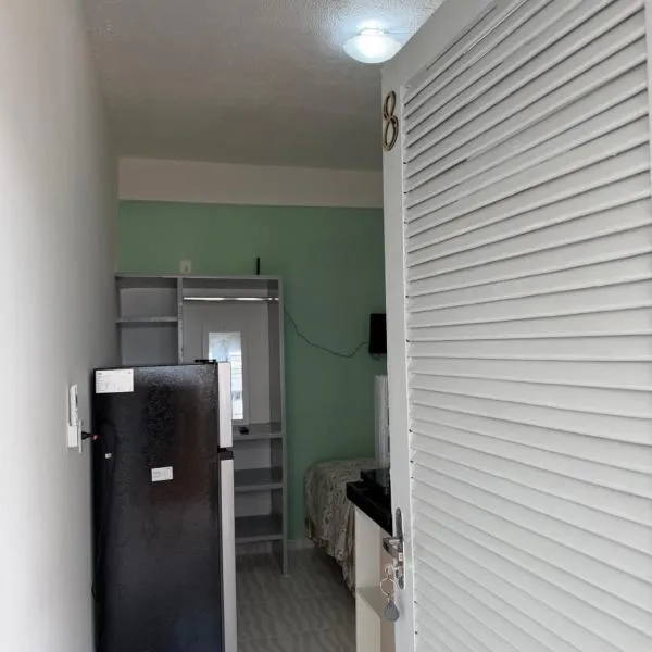 Studio completo, perto da praia!, hotel u gradu 'São Luís'