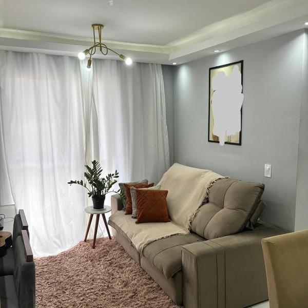 Apartamento aconchegante e bem localizado