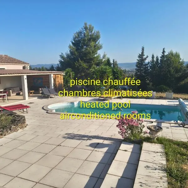 B&B BonjourSoleil, hotelli kohteessa Tourouzelle