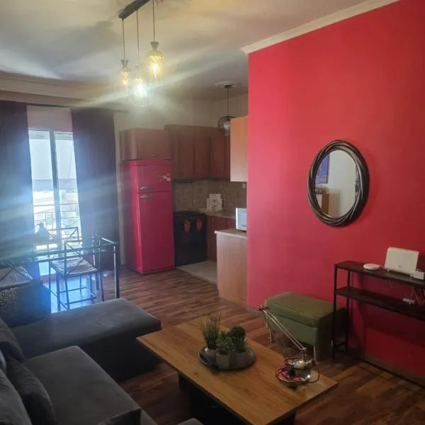 Top Floor Apartment, hotel a Komotini