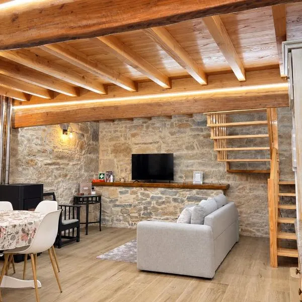 Casa da Pia - Casinhas de Trás das Eiras - Jacuzzi Partilhado, hotel a Rabaçal