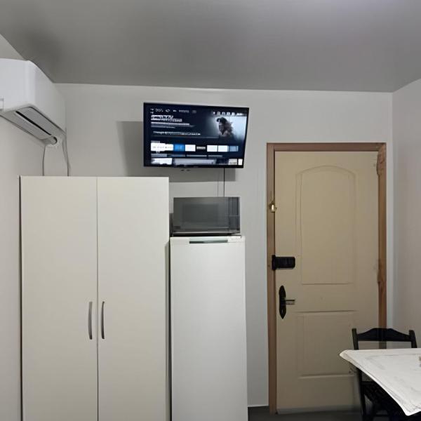 NDJ Suíte centro com ar quente/frio e TV - Foto 4