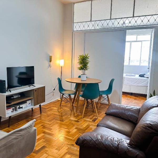Apto Rosana | Minimalista com 2 quartos no Maletta
