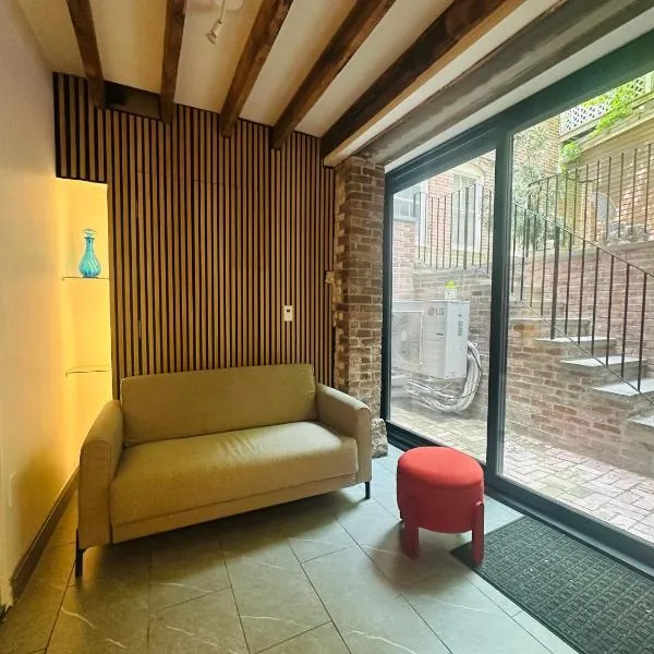 Bay Village Hideaway, Hotel in Boston