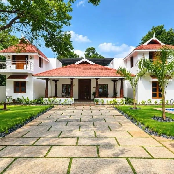 Courtyard Castle Heritage Resort - Private Villa & Rooms, hotel en Pondicherry