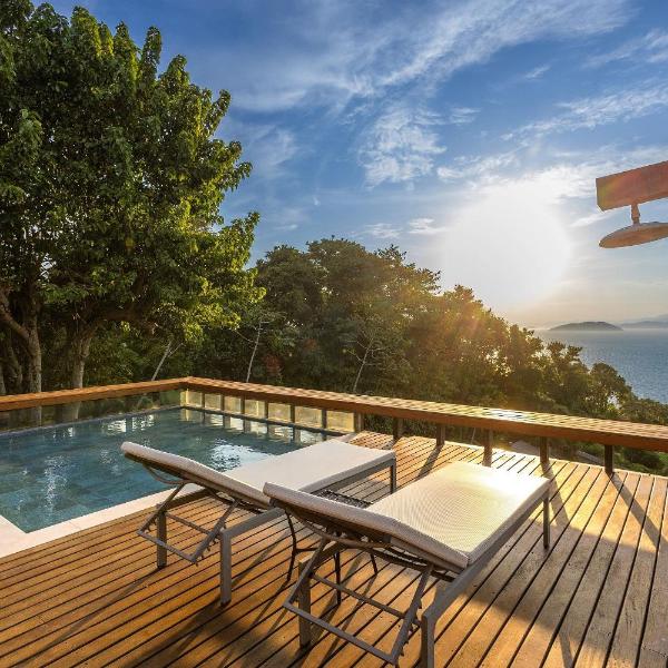 250m² | Deck c/ Piscina | Vista Mar | 3 quartos