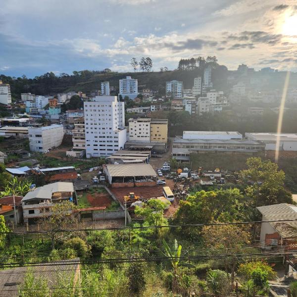 Suíte Exclusiva! Wi-fi, Cozinha, TV e Estacionamento Moto - Foto 5