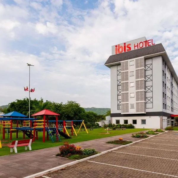 ibis Igrejinha, hotel v mestu Igrejinha