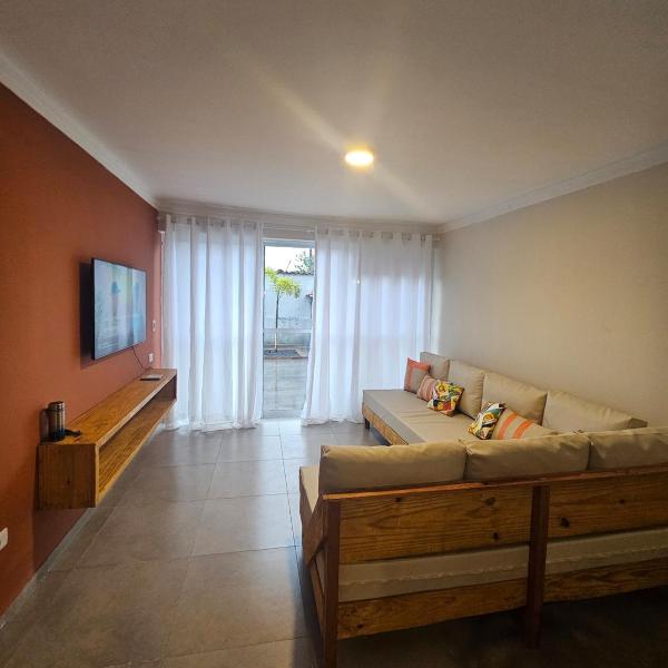 Casa Boa Onda com piscina, 500mtrs praia com ar condicionado - Foto 2