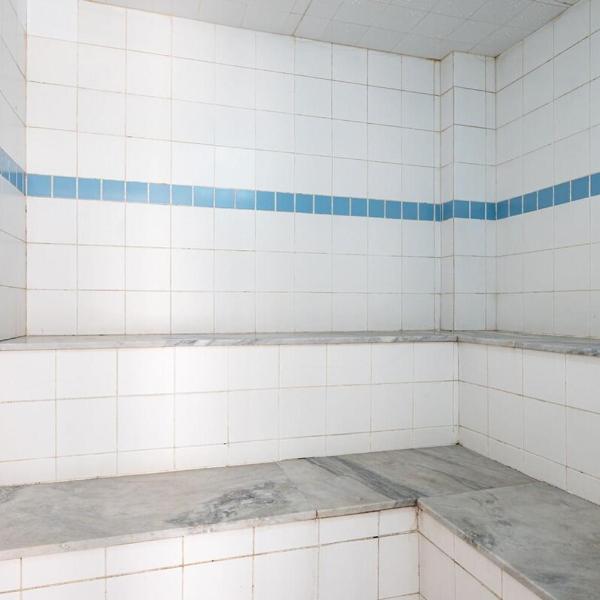 Apt em Ipanema com Varanda, Piscina & Sauna perto da Praia - Foto 3