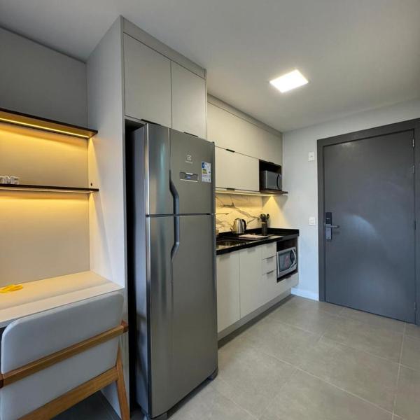 Studio de luxo com vista, piscina e academia